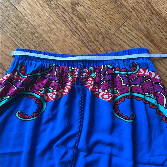 Eye Catching Vibrant, Patterned Maxi Skirt - Picture 8 of 9